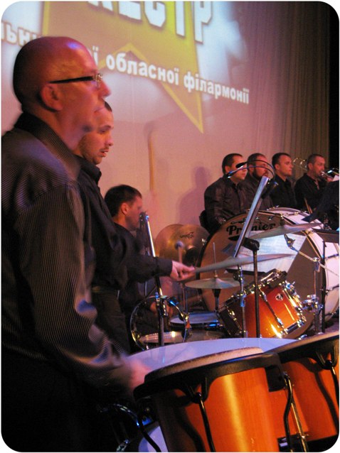 Концерт "HOLLYWOOD-MUSIC". Хмельницька обласна філармонія. Фото: Марина Левандовська Концерт "HOLLYWOOD-MUSIC". Хмельницька обласна філармоні. Фото: Марина Левандовська