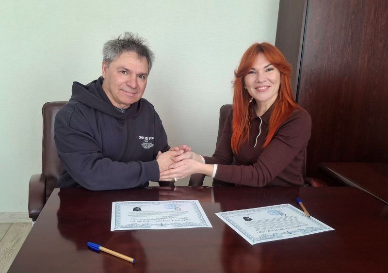 Маріупольський драматичний театр підписав меморандум про співпрацю з Одеською кіностудією
