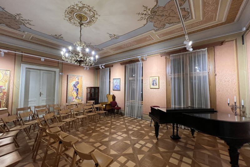 Новий формат: пізні екскурсії у Музеї Соломії Крушельницької